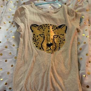 EUC medium Gap kids flippy sequin cheetah top